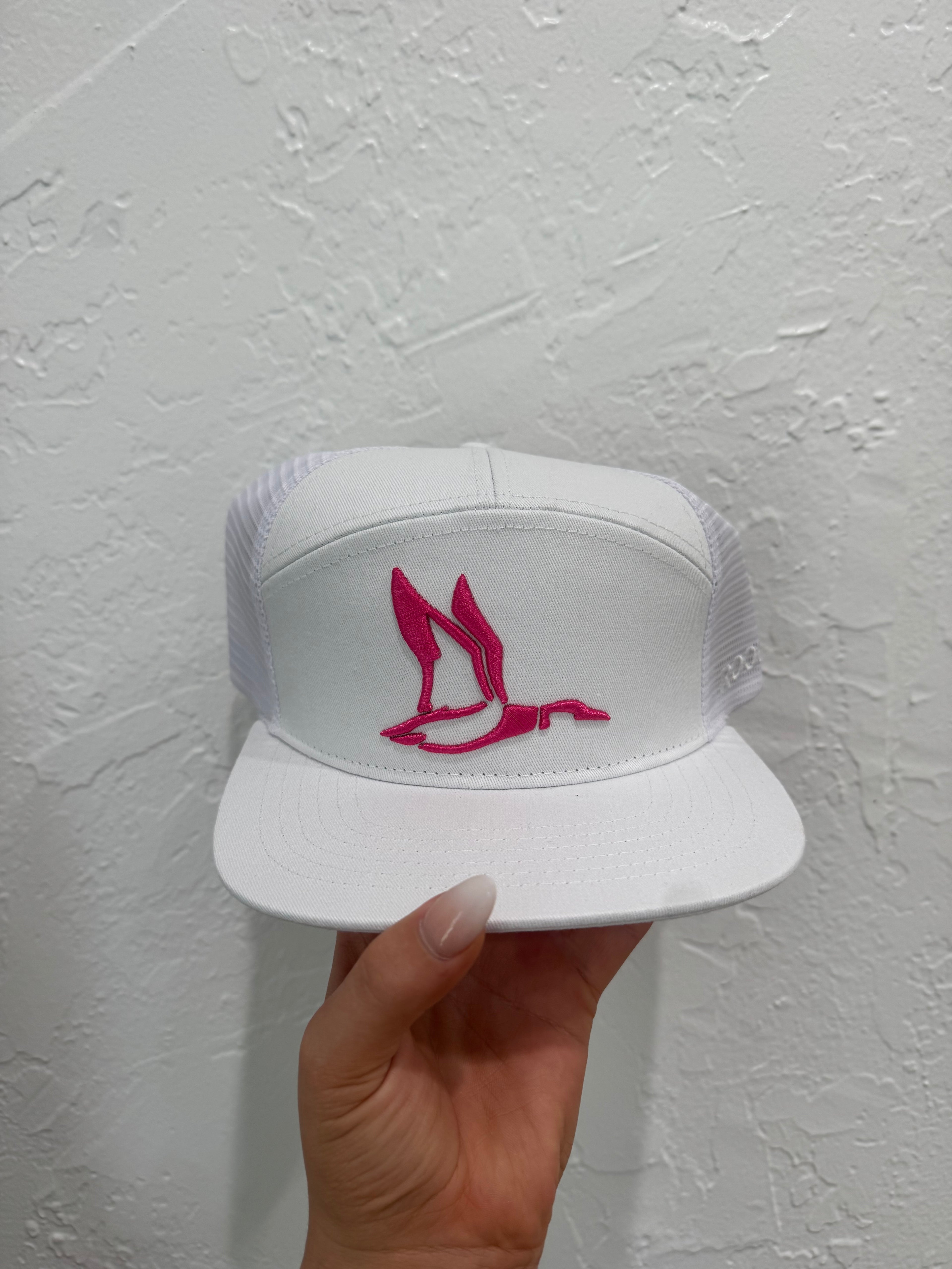 Roost pink puff hat