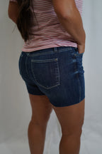 Crossover shorts