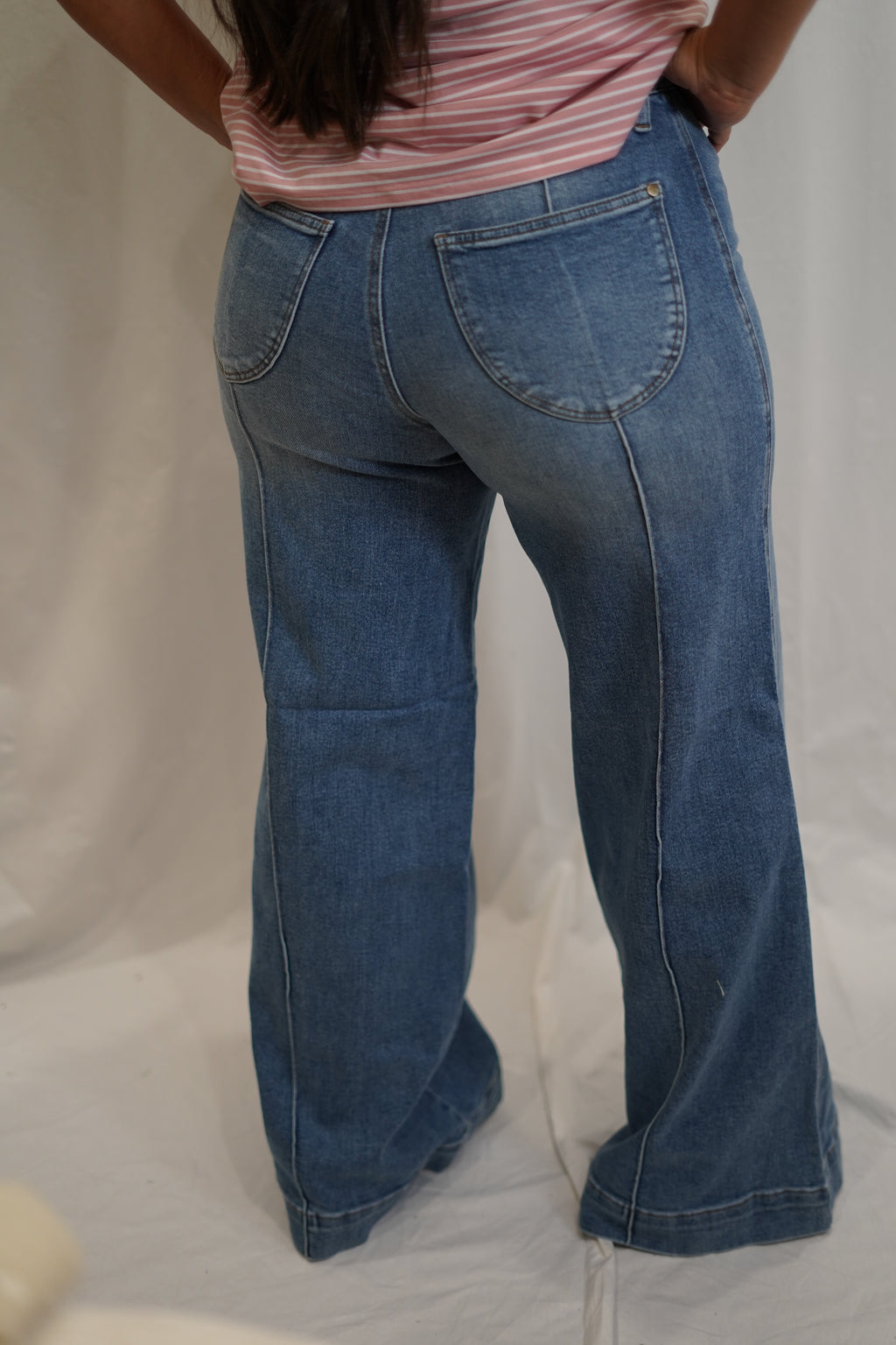 Judy Blue flare leg