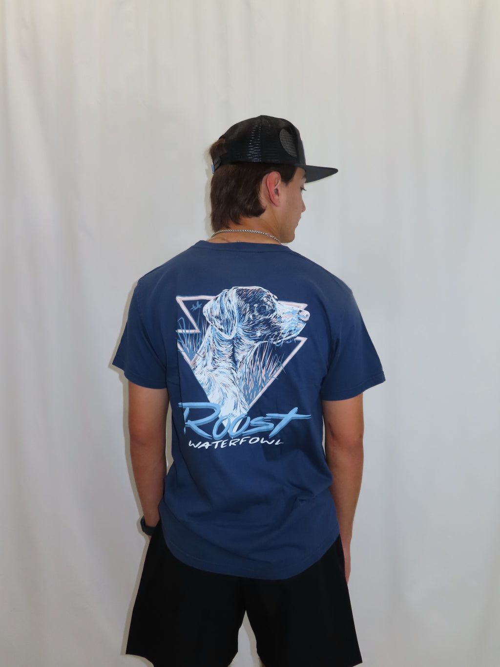 Neon pointer tee